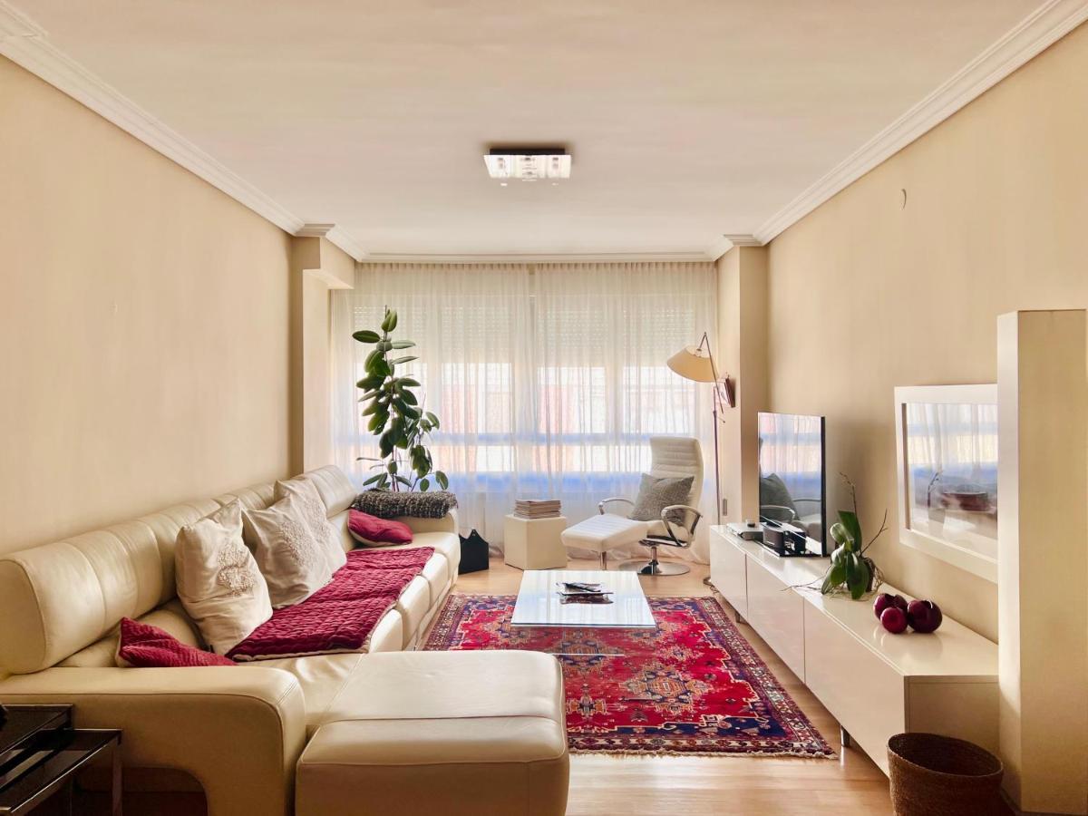 شقة Housingleon Ordono II المظهر الخارجي الصورة